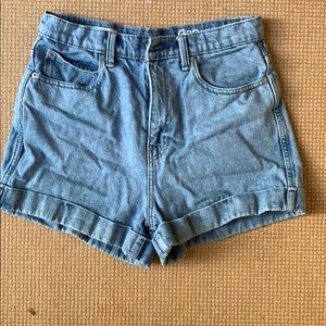 Gap high-waisted light wash denim mom jean shorts